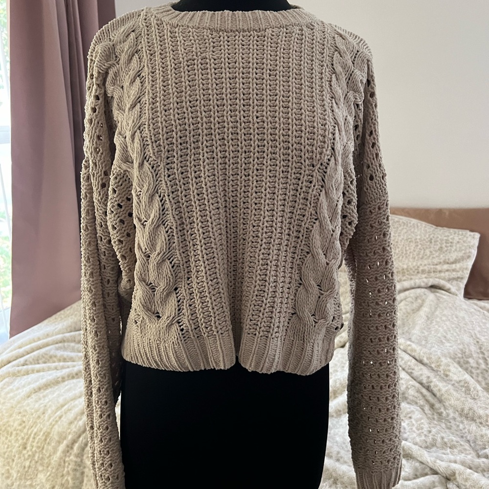 Hollister Knitted Sweater
